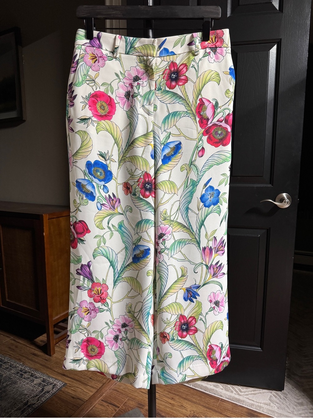 {Ann Taylor} White Floral Flat Front Relaxed Wide Leg Dress Pants WP49